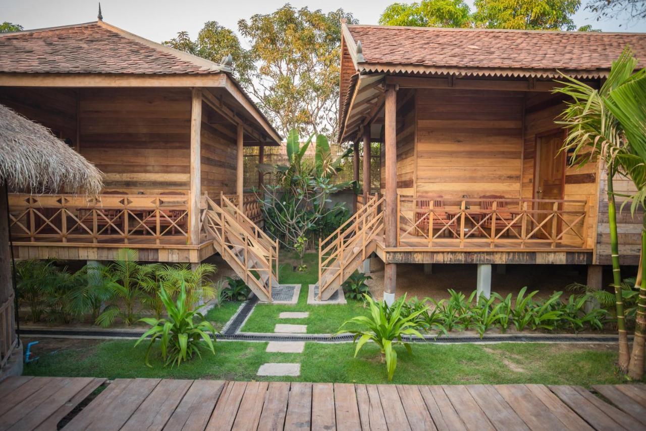 The Wood Family Retreat Hotel Phumi Trapeang Rung Екстериор снимка