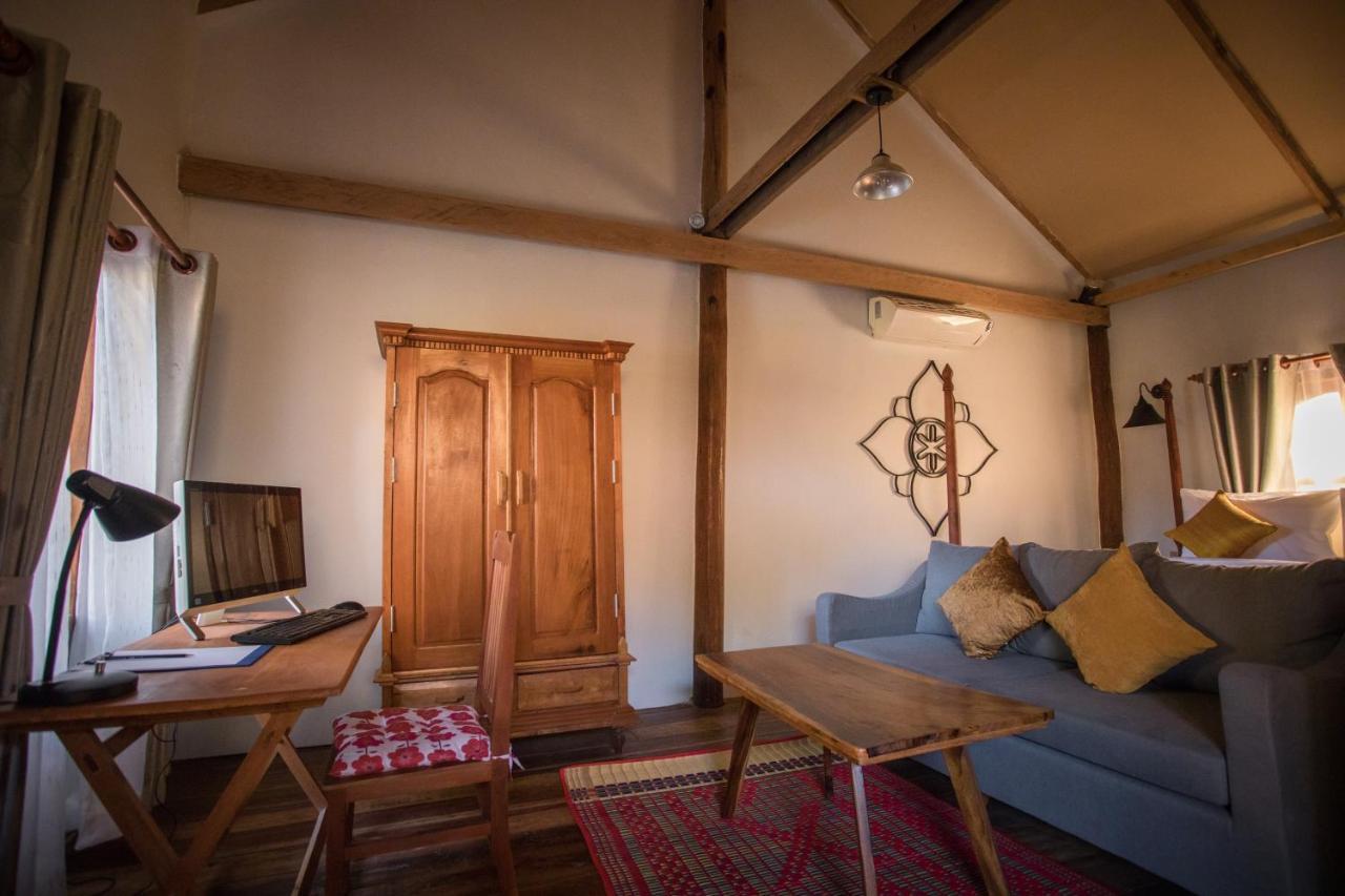 The Wood Family Retreat Hotel Phumi Trapeang Rung Екстериор снимка