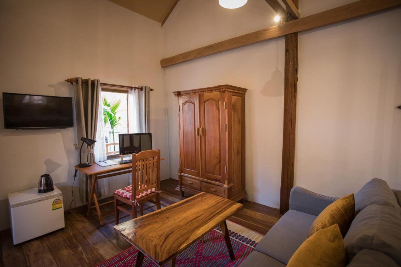 The Wood Family Retreat Hotel Phumi Trapeang Rung Екстериор снимка
